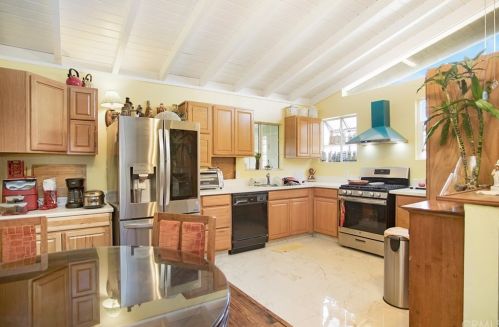 9932 Cerritos Ave, Anaheim, CA 92804-5910