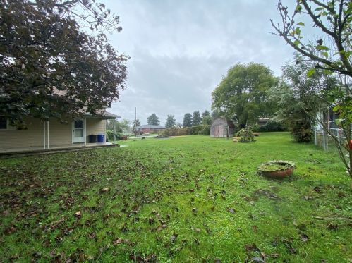 401 Campbell Ave, South Connellsville, PA 15425-4391