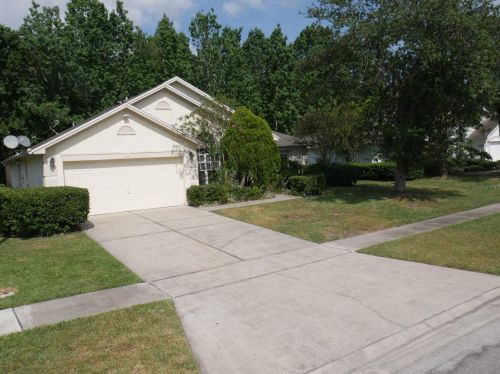 228 Old Mill Cir, Kissimmee, FL 34746-6064
