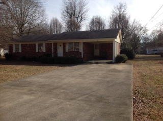 139 Douglas Ave, Mc Kenzie, TN 38201-1215