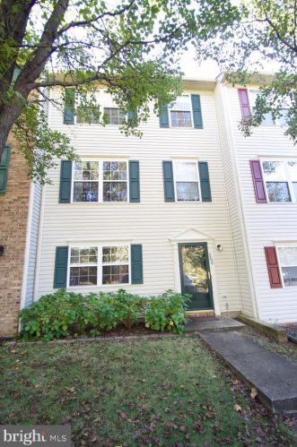 208 Charles St, Fredericksburg VA  22405-8718 exterior