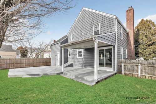 407 Jackson Ave, Bridgeport CT  06606-5573 exterior