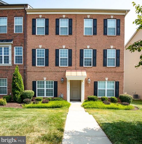 15413 Rosemont Manor Dr, Haymarket, VA 20169-6273