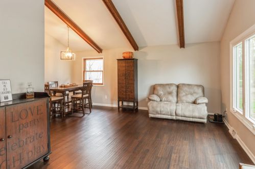 4701 Loomis Rd, Milwaukee WI  53220-4822 exterior