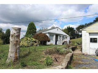 15 Pioneer Ave, Finleyville, PA 15332-4007