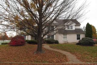 111 Ponderosa Dr, Southampton PA  18966-2265 exterior