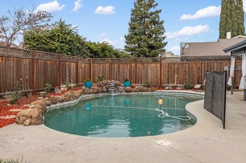 3633 Ganado Way, Modesto CA  95356-0309 exterior