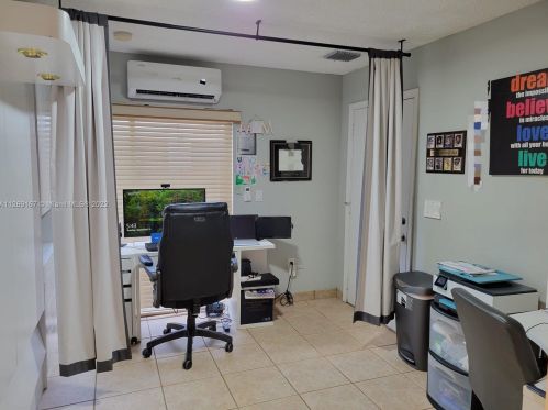 15735 11th St, Hollywood FL 33028-1600 exterior