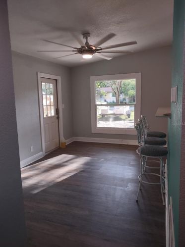 7889 64th St, Pinellas Park FL  33781-2122 exterior