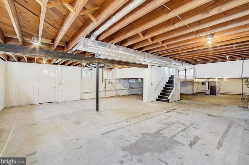 34 Thurston Ave, Trenton NJ  08618-1710 exterior