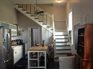 1357 Constance St, New Orleans LA  70130-4149 exterior