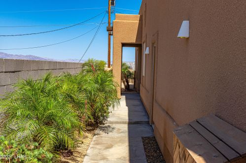 3621 Washita Dr, Lake Havasu City AZ  86404-3502 exterior