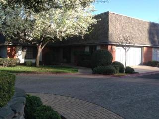 6764 Wembley Dr, Fresno, CA 93711-1182