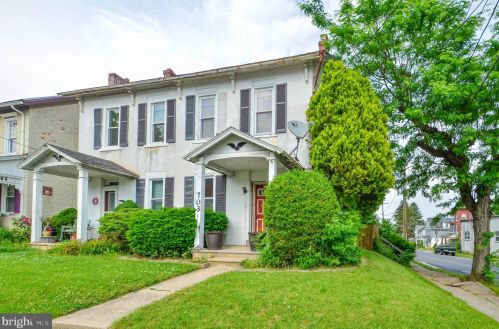 703 Howertown Rd, Catasauqua, PA 18032-1734