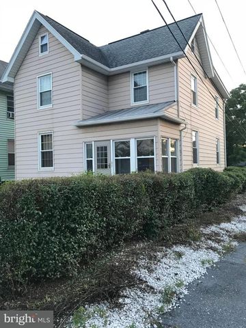 85 Trinidad Ave, Swatara, PA 17033-1386