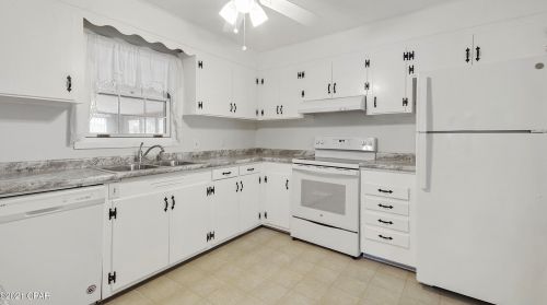 310 Indiana Ave, Lynn Haven FL  32444-1424 exterior