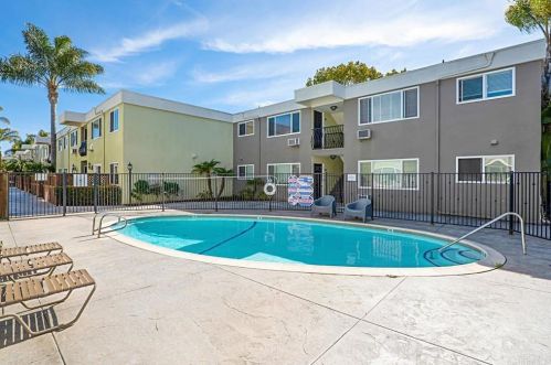 6602 Beadnell Way, San Diego CA  92117-5100 exterior