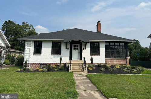 14 Wakefield Rd, Norristown, PA 19403-3214