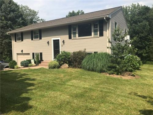 12 Meadow Rd, Manchester, CT 06043-7619