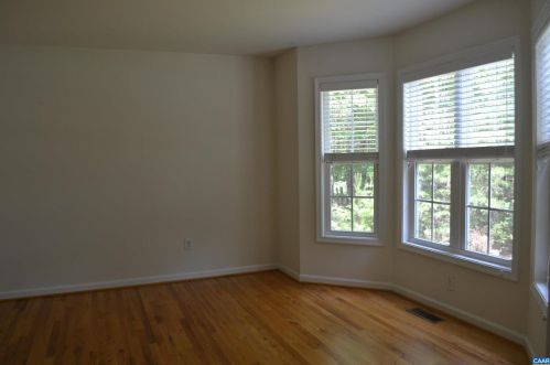 34 Marwood Dr, Bybee VA  22963-2814 exterior