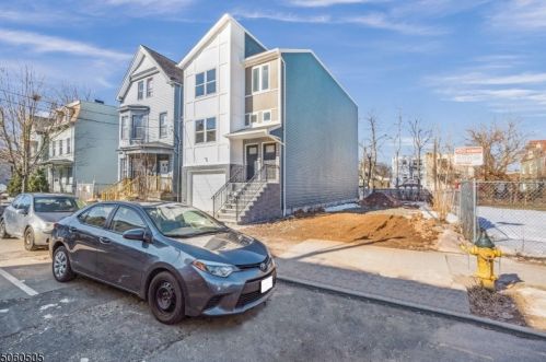 69 13th St, Newark NJ  07107-1146 exterior