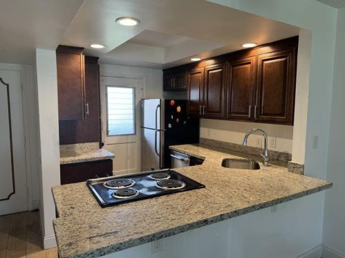5401 2nd Ave, Boca Raton, FL 33487-3834