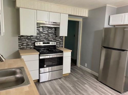 102 Diamond St, Fairdale, PA 15320-9774