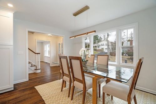 15 Thelma Pl, White Plains NY  10605-3808 exterior