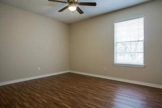 2025 Park Place Blvd, Bedford TX  76021-5895 exterior