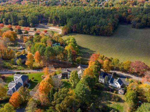 30 Glenwood St, Natick MA 01760-5649 exterior