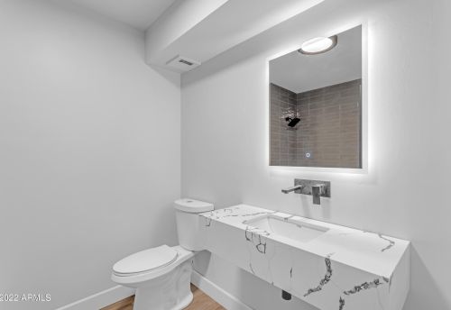 7142 12 St, Phoenix AZ 85022-3801 exterior