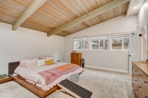 5038 Chaparral Way, San Diego CA 92115-2239 exterior