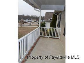 1525 Laurel Oak Dr, Fayetteville, NC 28314-6221