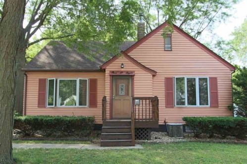 108 Carolina Ave, Waterloo IA  50701-4101 exterior