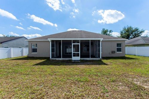 13 Inconnu Dr, Kissimmee FL  34759-4832 exterior