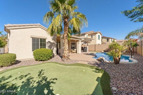 1119 Sourwood Dr, Gilbert, AZ 85298-7317