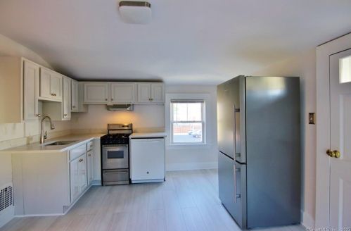 11 2nd St, Stamford CT  06901-5104 exterior