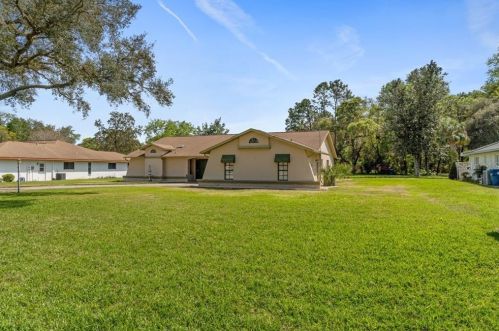 10208 Hoover St, Brooksville FL  34608-7137 exterior