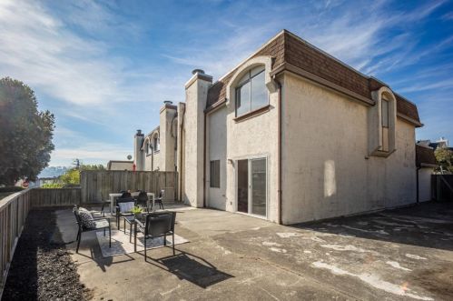 2408 Emily Ln, South San Francisco CA  94080-5263 exterior