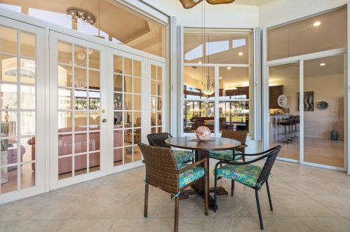 7038 Great Falls Cir, Boynton Beach FL  33437-3998 exterior