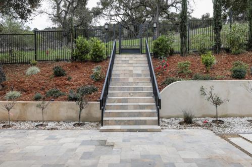 25396 Ln Loma Dr, Los Altos CA 94022-4510 exterior