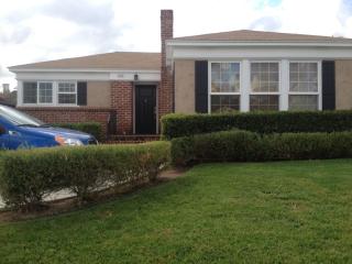 4940 College Ave, San Diego CA  92115-2520 exterior