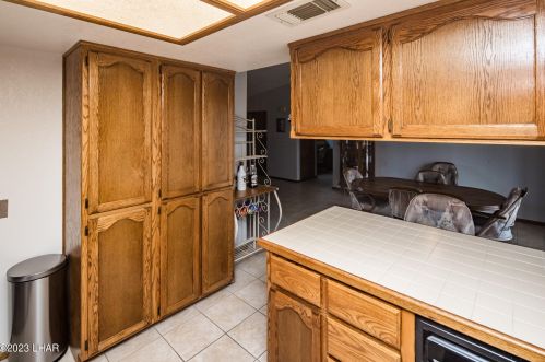 3886 Whaler Dr, Lake Havasu City AZ  86406-4302 exterior