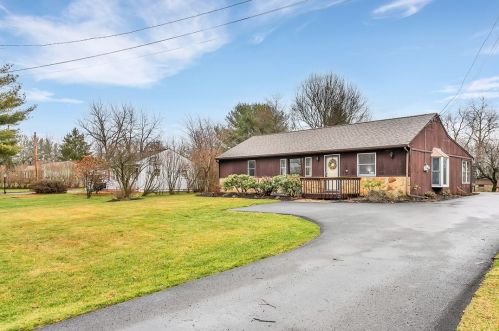 5190 Hardt Rd, Gibsonia, PA 15044-8124