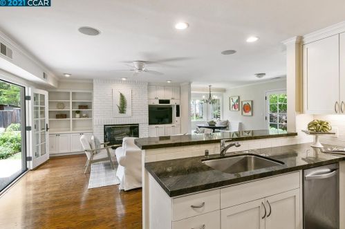 104 Van Ripper Ln, Orinda CA  94563-1120 exterior