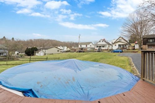 203 Home St, Mc Donald PA  15057-1023 exterior