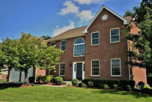 1275 Windmill Ln, Breinigsville, PA 18031-1175