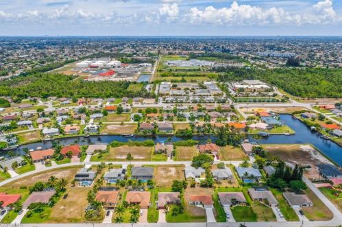 3409 26th Ave, Cape Coral, FL 33914-2800