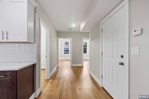 410 26th St, Union City NJ  07087-4511 exterior