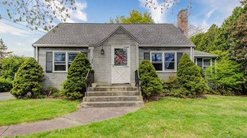 64 Homecrest Dr, Kensington, CT 06037-2119